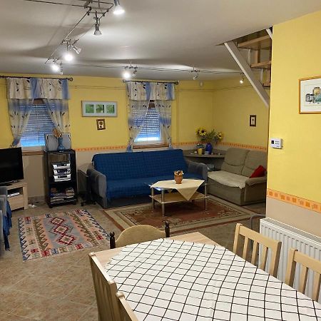 Tóparti Vendégház - Lipót, Magyarország Extérieur photo