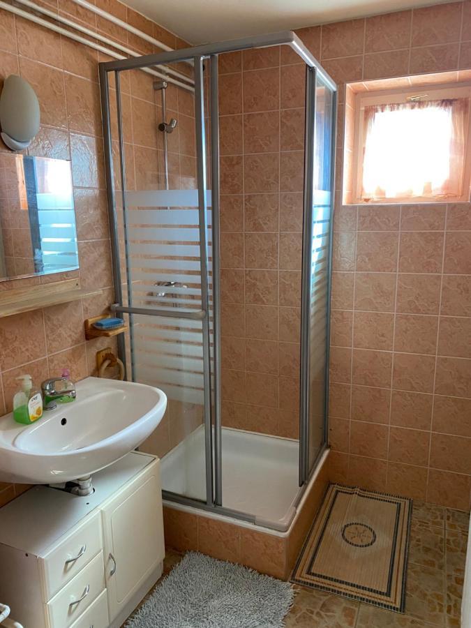 Tóparti Vendégház - Lipót, Magyarország Extérieur photo